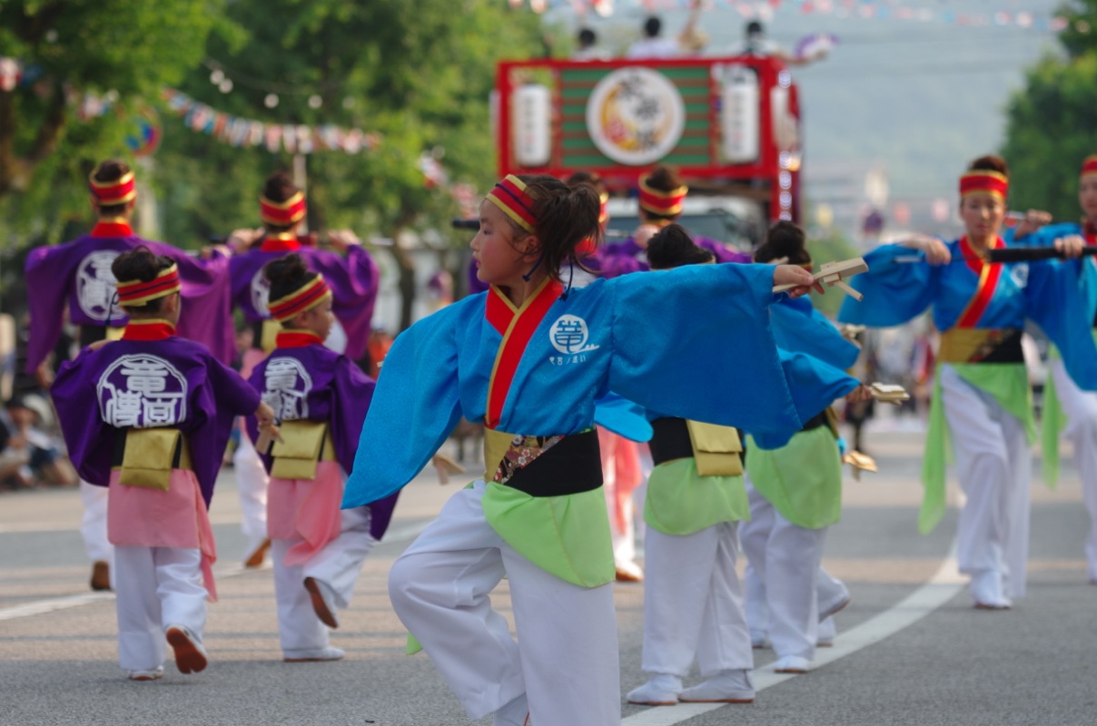 高知よさこい２０１３祭本番一日目その２２（竜宮の遣い）_a0009554_115688.jpg