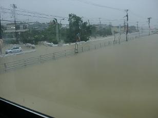 洪水_f0172281_654648.jpg