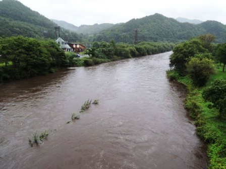 台風通過、道の駅は通常通り営業しています。_b0206037_8452457.jpg