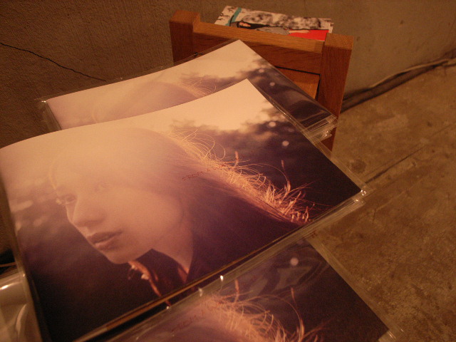 \"前原猛写真展「From a Whisper To a Scream」@TheThreeRobbers\"ってこんなこと。_c0140560_1265928.jpg