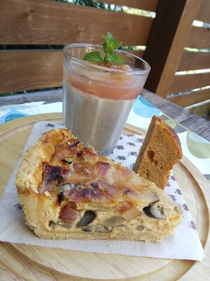 明日のケーキ_e0170128_9404395.jpg