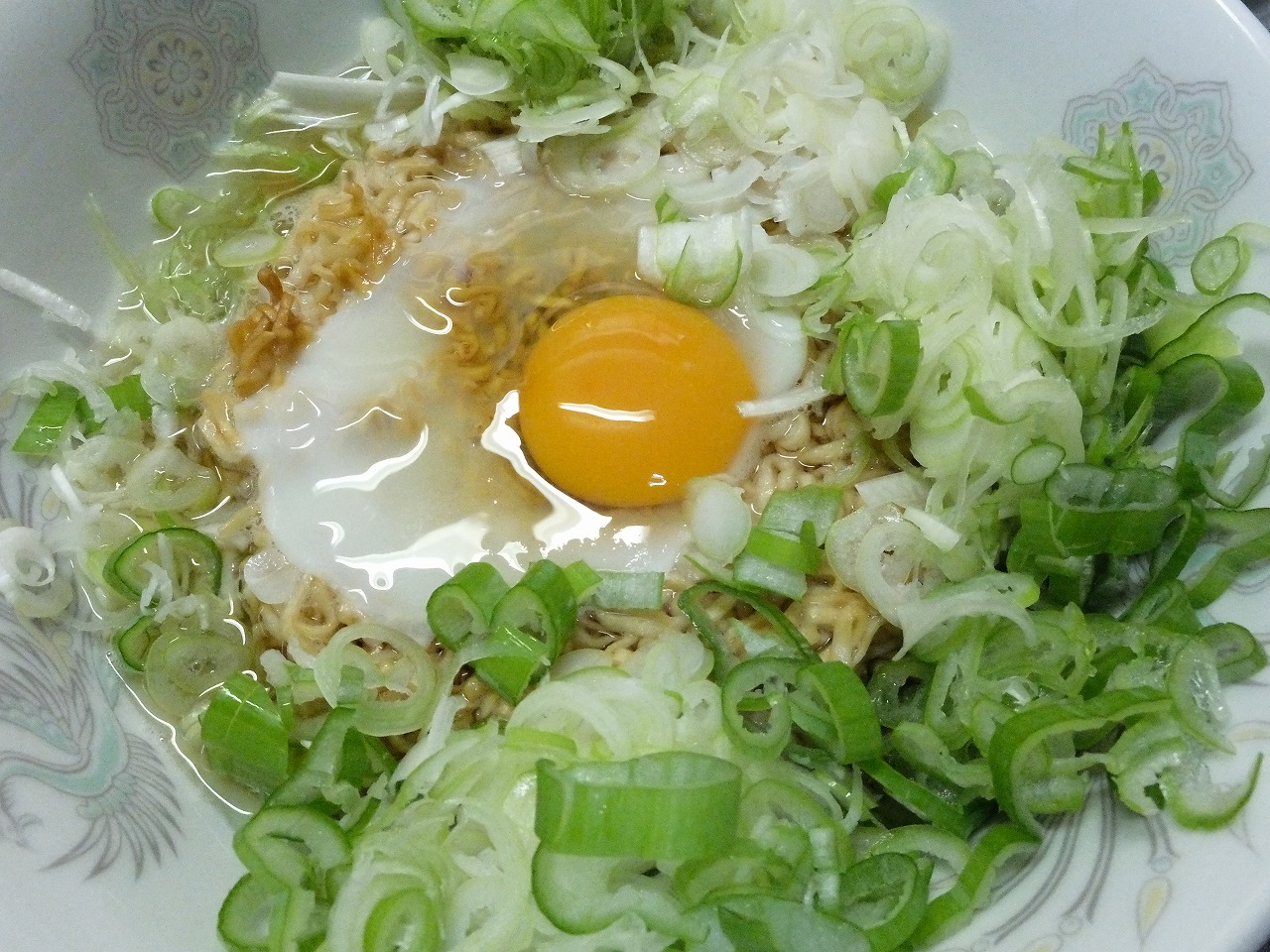 メガナガネギ・チキンラーメン_f0050534_1330110.jpg