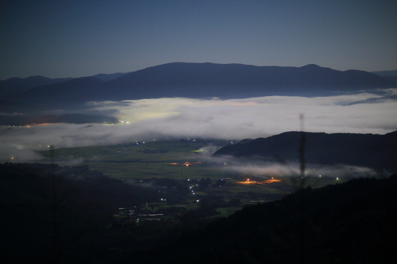 月夜の雲海_e0183063_9251884.jpg