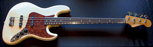 お客様オーダーの「Modern J-Bass #016」が完成です!_e0053731_18453413.jpg