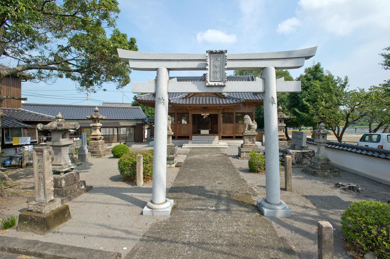 郡瀬神社　大分県宇佐市_b0023047_4502356.jpg