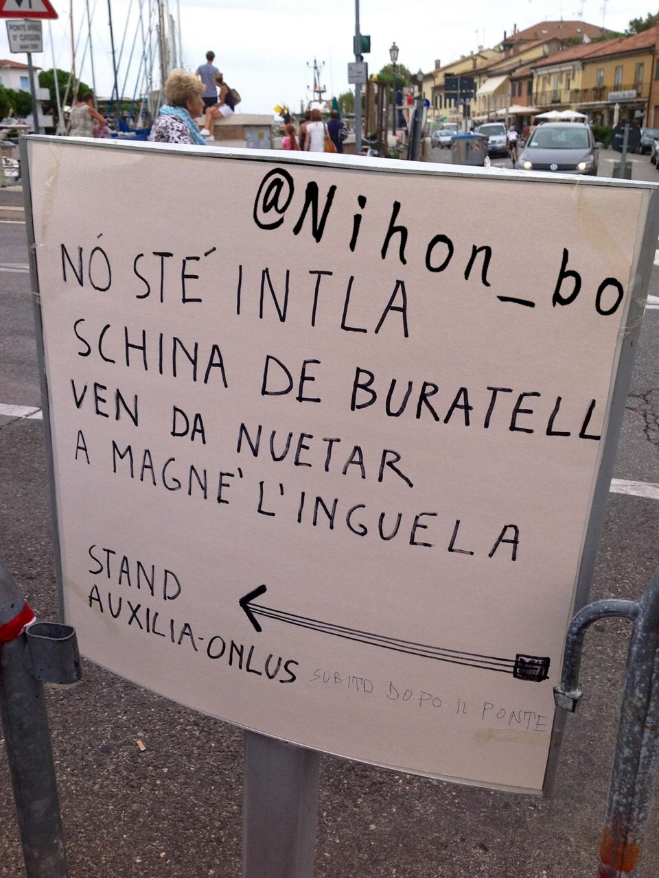 b0300547_1985610.jpg