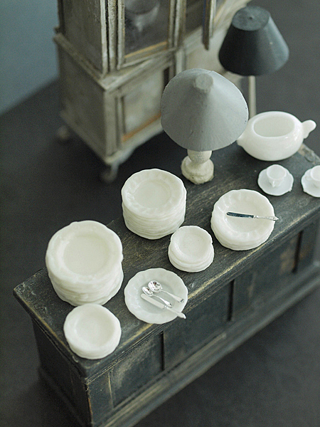 miniature* 白い食器たち _e0172847_8154345.jpg