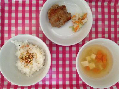 お月見献立でした!9月19日の給食_c0293682_1745746.jpg