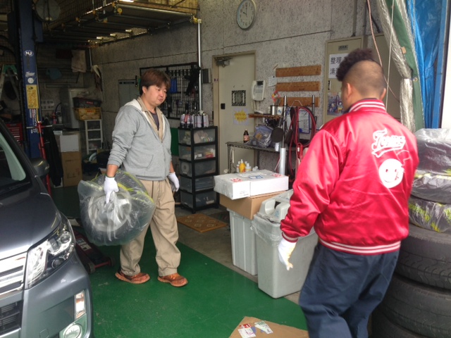 ランクル、ハマー、アルファード、ランクル200ディーゼル♪TOMMY Jrブログ♪_b0127002_18392447.jpg
