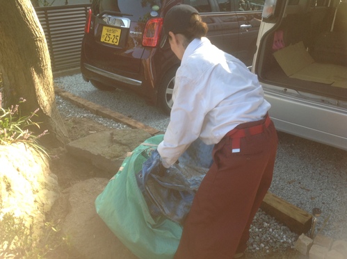 2日目の作業 高圧洗浄_f0031037_2019369.jpg