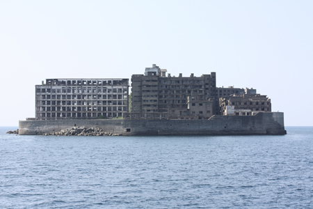 長崎旅行の最大目的地・軍艦島（端島）～その１　海から見た軍艦島～_a0187356_865839.jpg