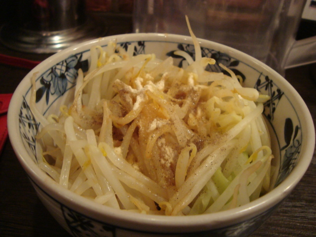 六本木「つけめん TETSU 六本木店」へ行く。_f0232060_12384929.jpg