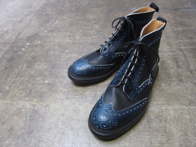 今秋の第1弾 ・・・ Tricker\'s TWO TONE Country BROGUE Hi (当店別注)!★!_d0152280_1321925.jpg