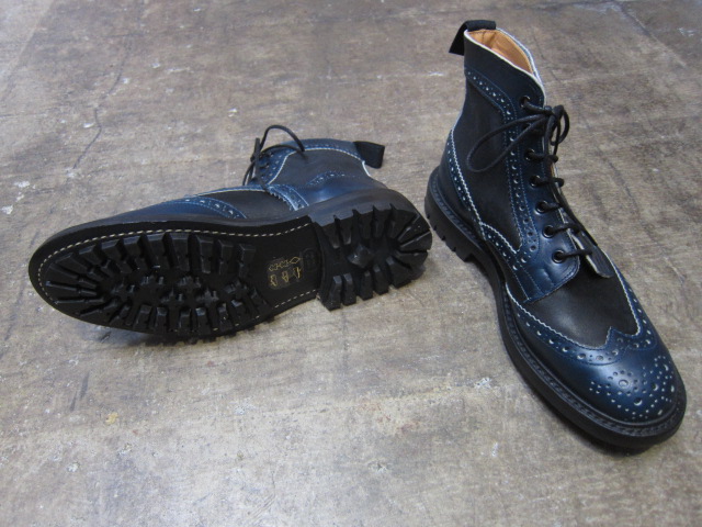今秋の第1弾 ・・・ Tricker\'s TWO TONE Country BROGUE Hi (当店別注)!★!_d0152280_133863.jpg