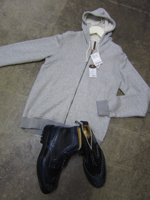 今秋の第1弾 ・・・ Tricker\'s TWO TONE Country BROGUE Hi (当店別注)!★!_d0152280_1343197.jpg