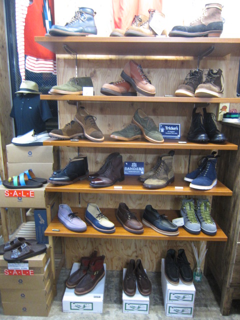 今秋の第1弾 ・・・ Tricker\'s TWO TONE Country BROGUE Hi (当店別注)!★!_d0152280_1352016.jpg
