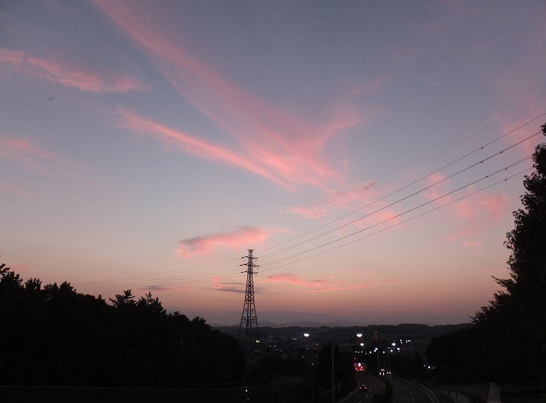 秋の夕暮れ_d0183387_19461597.jpg