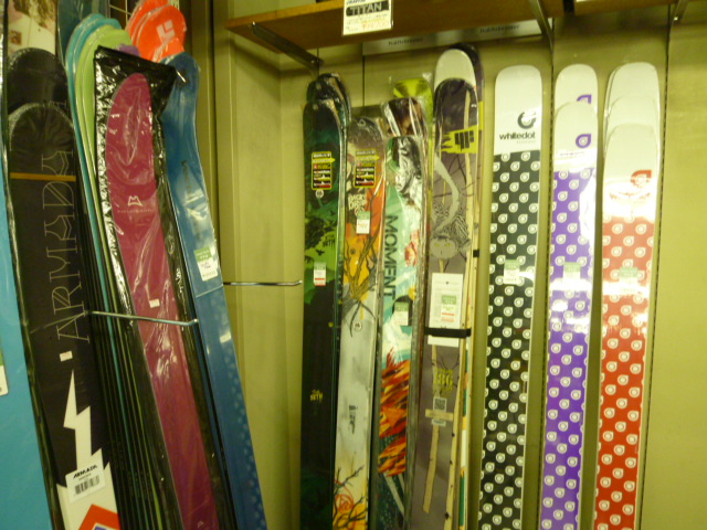 本日２１日、ゲリラ的にピザ窯によるピザ試食会を行います。