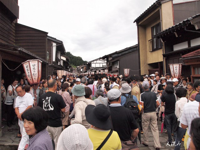 【　おわら風の盆　】　　町流し　　『諏訪町の町内流し』_e0039703_1458679.jpg