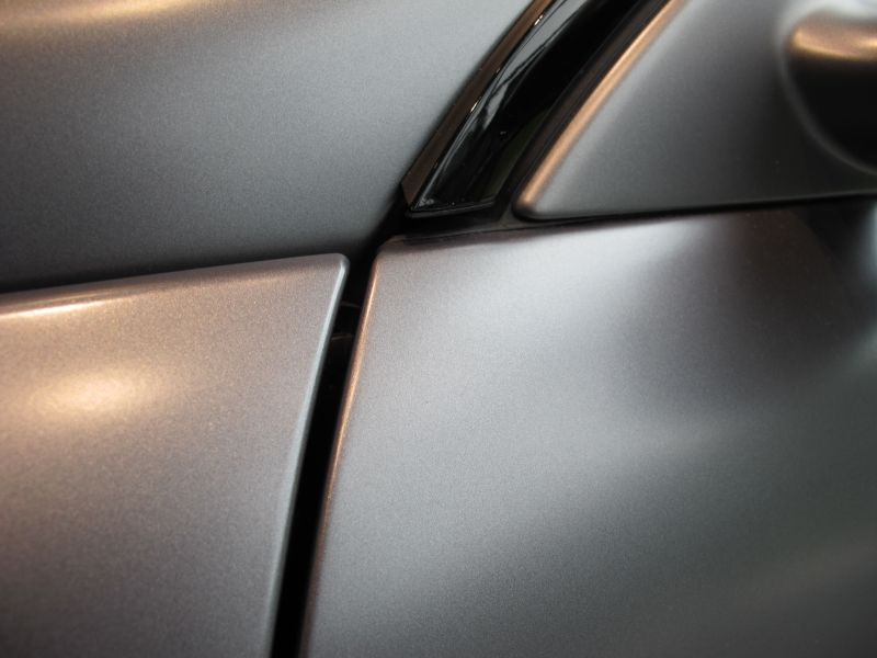 軽自動車とBMW_f0076731_13101561.jpg