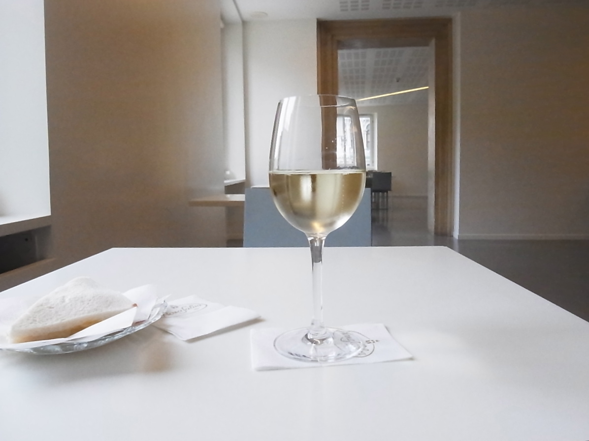 Palazzo Grassi Café - パラッツォ・グラッシ・カフェ_a0231632_19383917.jpg