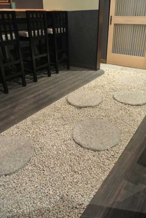 【住宅街にオープンした甲州地鶏専門店・・・「甲州地どり庵 一π(いっぱい)」(山梨・甲斐)】_a0005436_1357368.jpg