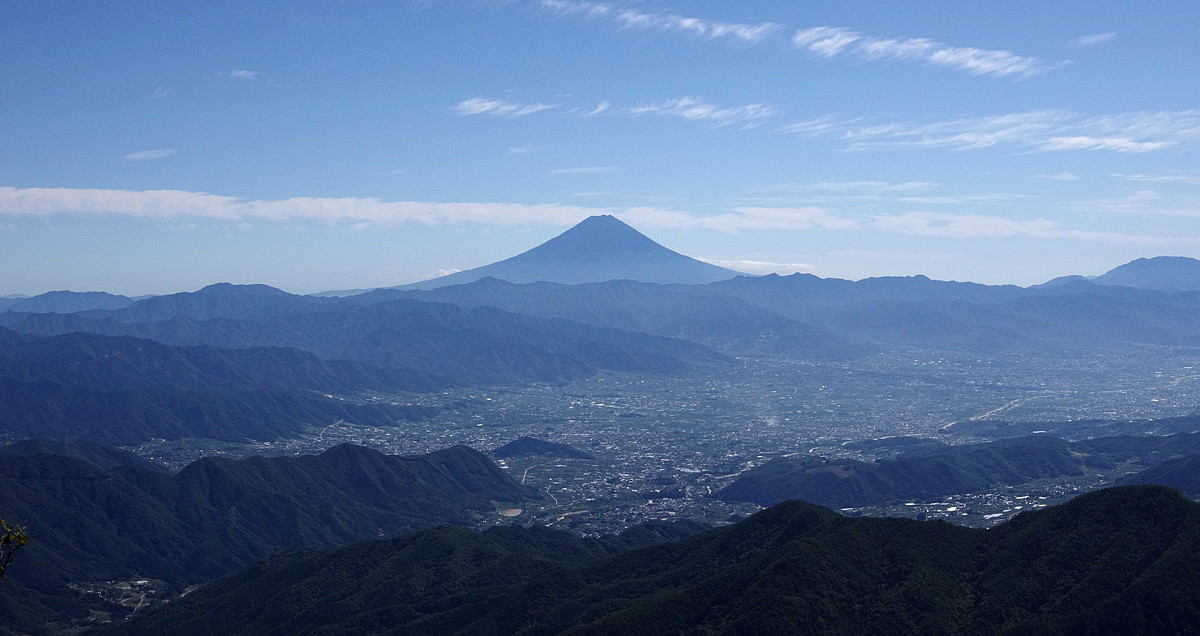 ２０１３．９．１７　山梨県・乾徳山　キアゲハ　　　２０１３．９．２２（記）_a0181059_14124360.jpg