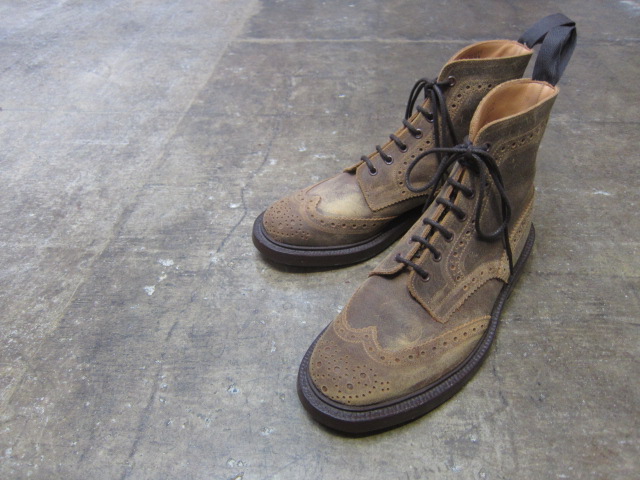 今秋の第1弾 ・・・ Tricker\'s TWO TONE Country BROGUE Hi (当店別注)!★!_d0152280_14385154.jpg