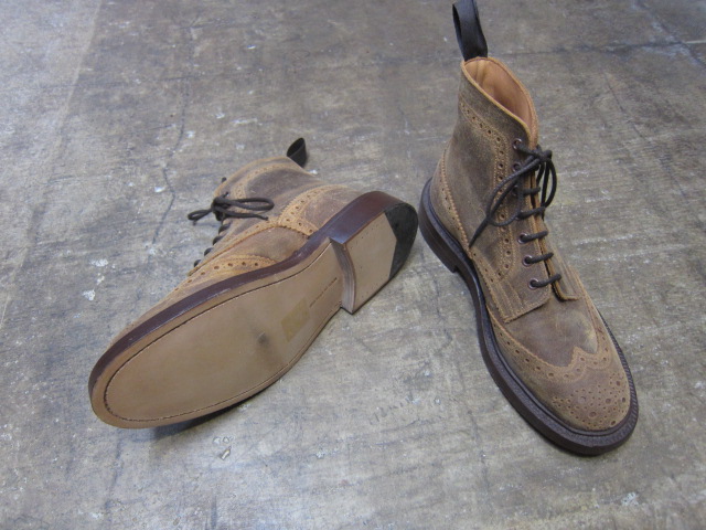 今秋の第1弾 ・・・ Tricker\'s TWO TONE Country BROGUE Hi (当店別注)!★!_d0152280_14391952.jpg
