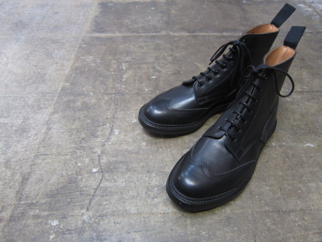 今秋の第1弾 ・・・ Tricker\'s TWO TONE Country BROGUE Hi (当店別注)!★!_d0152280_14393736.jpg