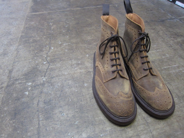 今秋の第1弾 ・・・ Tricker\'s TWO TONE Country BROGUE Hi (当店別注)!★!_d0152280_143959.jpg