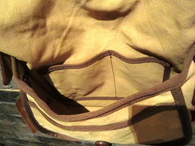 SLOW \"tannin shoulder bag Ssize\" ご紹介_f0191324_9503226.jpg