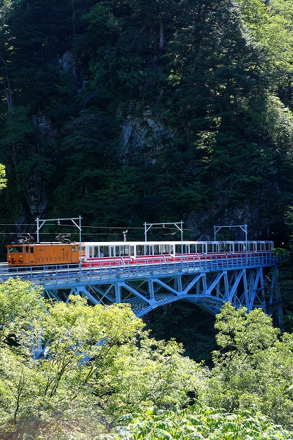 黒部渓谷鉄道秋の空_f0050534_23153440.jpg