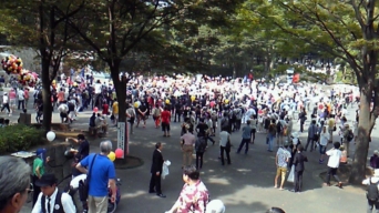 差別撤廃 東京大行進 2000人以上が参加 新宿~新大久保をデモ_c0024539_658297.jpg