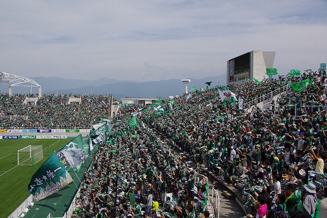 J2 松本山雅fcvsガンバ大阪を観戦 Po目指し 日本代表を擁する首位ガンバに挑む 中編 Photo Blog 人生の半ばを過ぎて