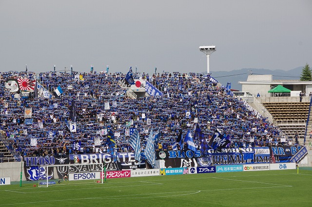 J2 松本山雅fcvsガンバ大阪を観戦 Po目指し 日本代表を擁する首位ガンバに挑む 中編 Photo Blog 人生の半ばを過ぎて