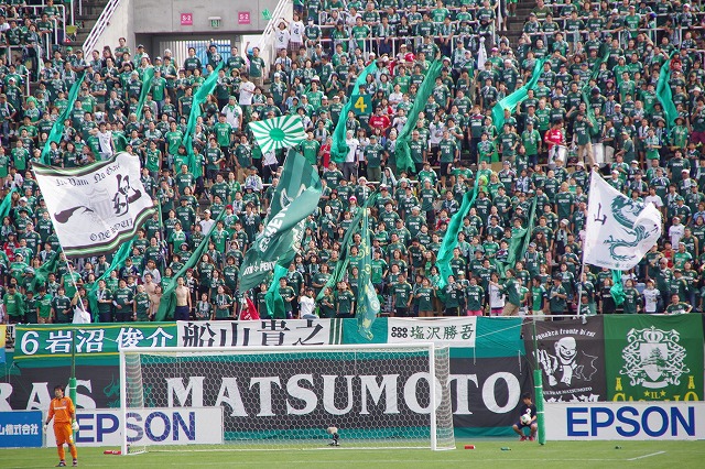 J2 松本山雅fcvsガンバ大阪を観戦 Po目指し 日本代表を擁する首位ガンバに挑む 中編 Photo Blog 人生の半ばを過ぎて