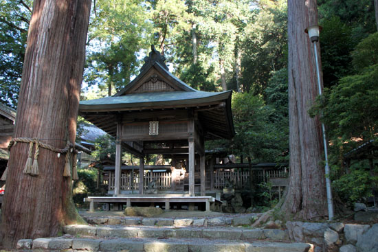 静原神社へ_e0048413_22231124.jpg