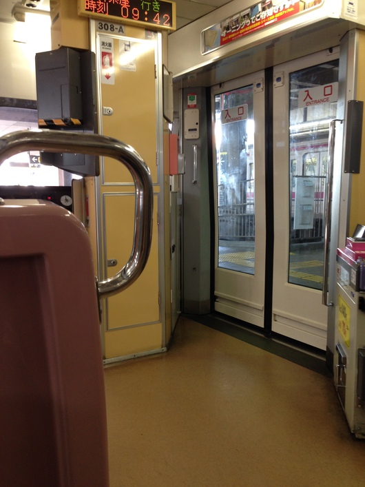 小さい電車　東急世田谷線の旅_e0062977_14561760.jpg