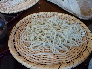 最後のお昼はやっぱりお蕎麦_a0177314_7575786.jpg