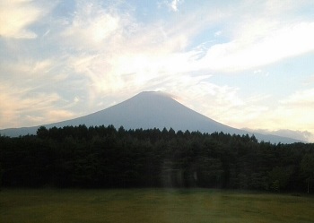 クンルン富士山リトリート_a0061057_23475241.jpg