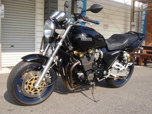 ＸＪＲ１２００のキレイなのが入荷しました。_b0163075_931930.jpg