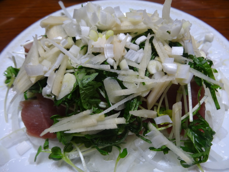 鰹のお刺し身 具沢山豚汁 ビーフシチュー丼 ハム ソーセージエッグ すた丼です Loosetieのグルメダイエット 鰹のお刺し身 具沢山豚汁 ビーフシチュー丼 ハム ソーセージエッグ すた丼です Loosetieのグルメダイエット