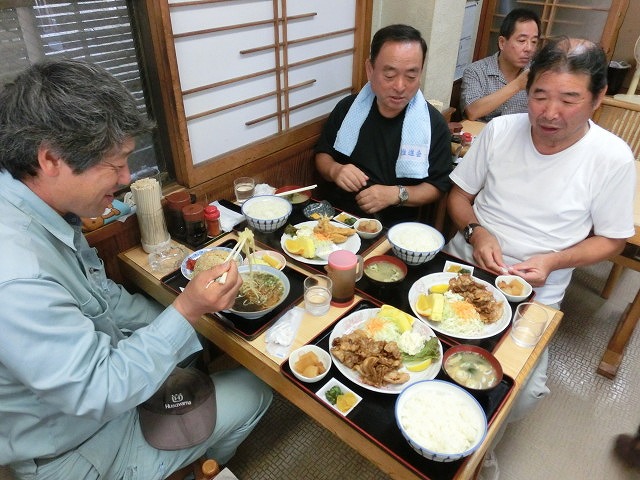 「産業の街・富士市」を支える「保志奈食堂」_f0141310_7295145.jpg