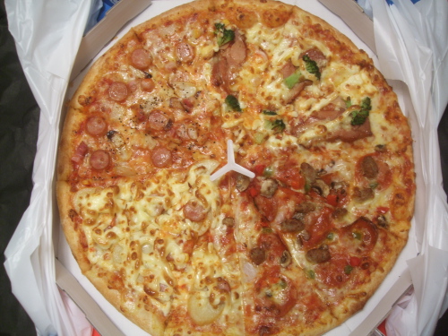 【飢餓遅報】ドミノ・ピザ Lサイズが半額 最大で55％引き 創業28周年感謝祭 ネット注文対象【注文した】_d0188613_5345133.jpg