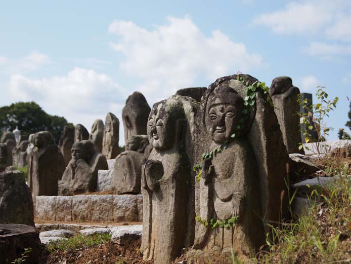 長興寺の石仏　-　Ⅲ　　　　　　　　茨城県・かすみがうら市_d0149245_5211616.jpg