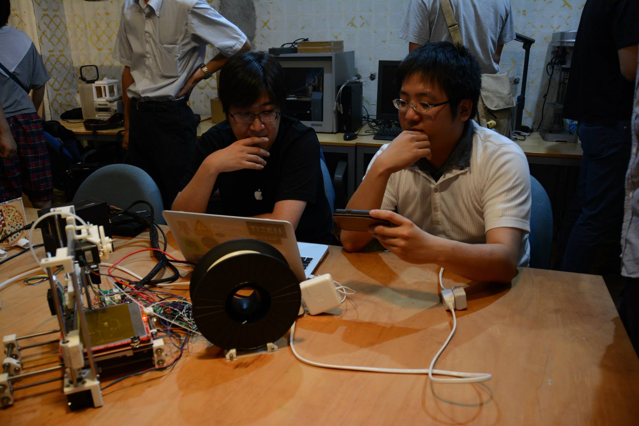 Maker Lab Nagoya祝open! そしてparlwrで初なっコロ_f0170779_13183478.jpg