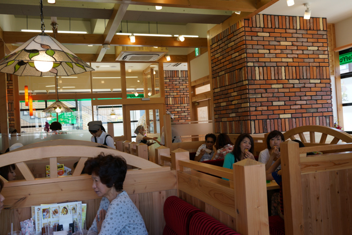 【新長田駅北】　コメダ珈琲店　神戸西代店が開店したので早速行ってみました_c0039413_7195461.jpg