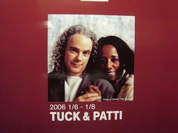 2006/01/06    TUCK　&　PATTI @ Blue Note Tokyo_c0100865_1492279.jpg