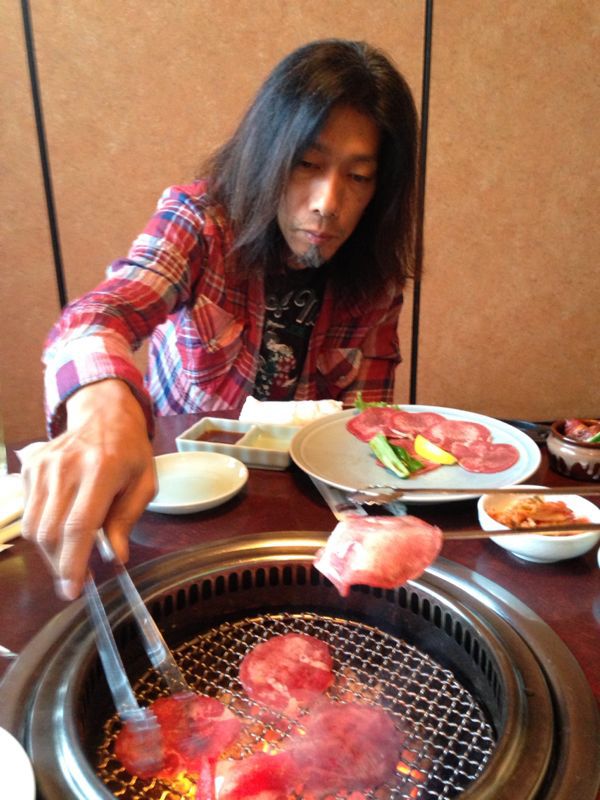 ライト3歳のお誕生日は炭火焼肉青磁とプルミエのバースデーケーキ l o v e p e a c e ライト3歳のお誕生日は炭火焼肉青磁とプルミエのバースデーケーキ l o v e p e a c e